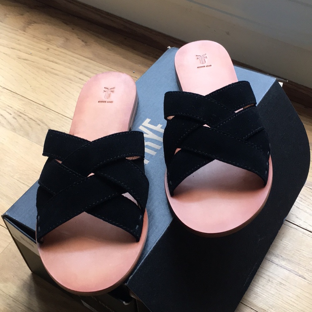 New with box Frye Carla sandals - never worn!